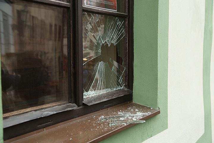 A2B Glass are able to board up broken windows while they are being repaired in Aldershot.